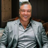 Professor Alexandre Gomes